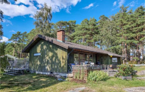 Nice home in Hakenäset with Sauna, WiFi and 5 Bedrooms Berga